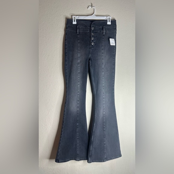 FREE PEOPLE After Dark Mid-Rise Flare Stretch Jean Vintage Black size 29 NWT - Picture 2 of 9